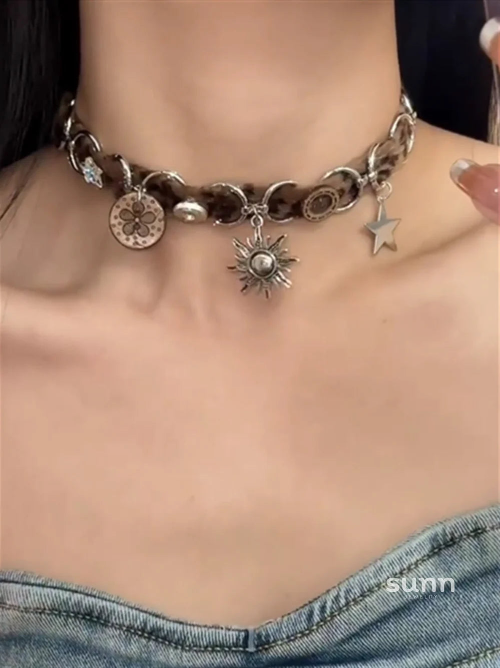 Mariyah Sun Pendant Choker