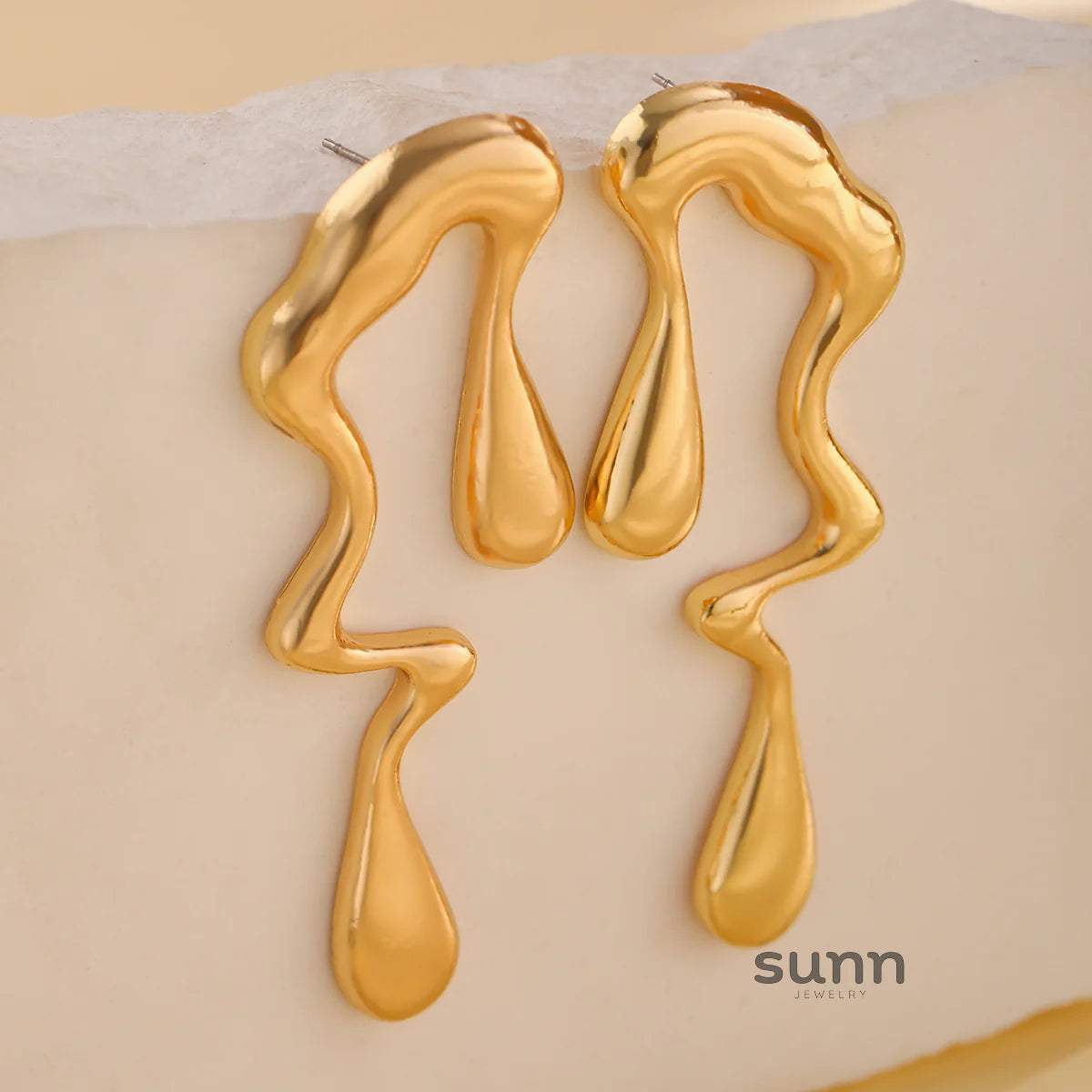 Markayla Sculptural Drop Earrings