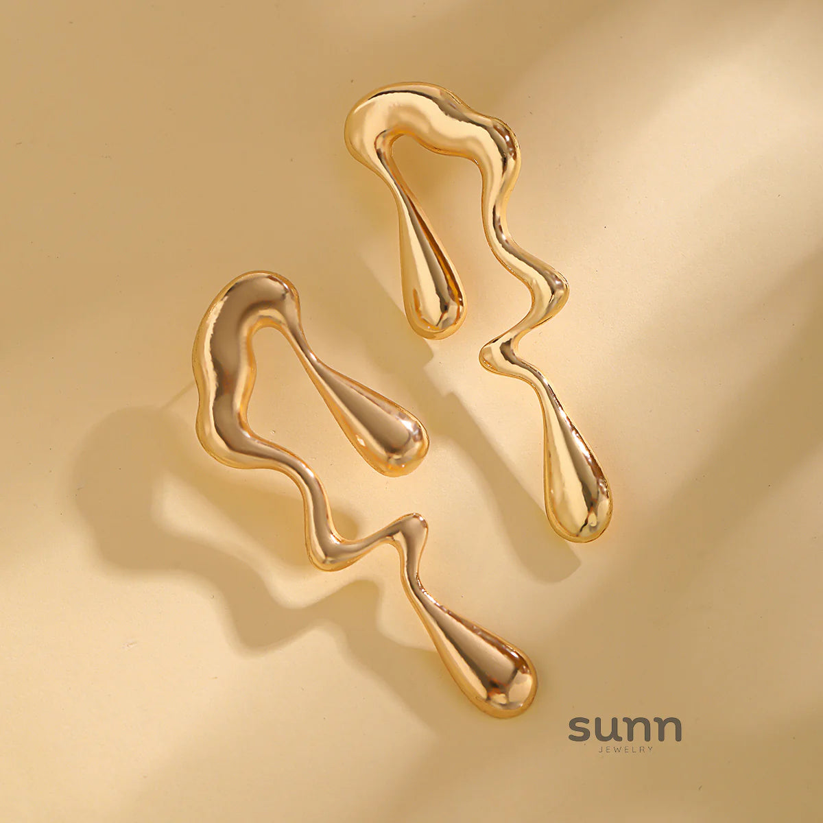 Markayla Sculptural Drop Earrings