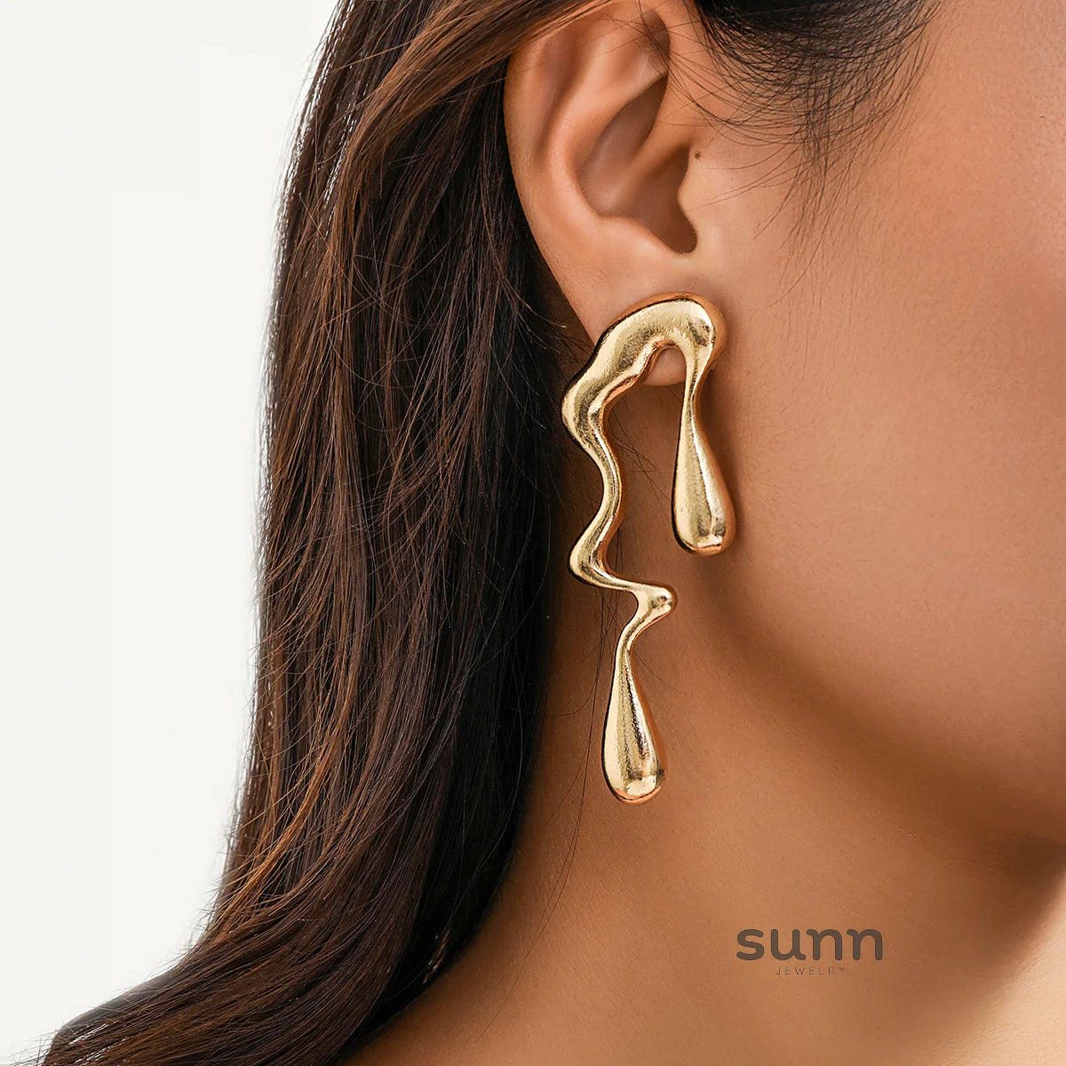 Markayla Sculptural Drop Earrings