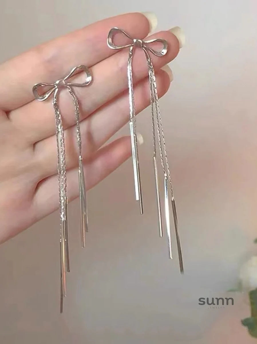 Marlayna Star Tassel Drop Earrings