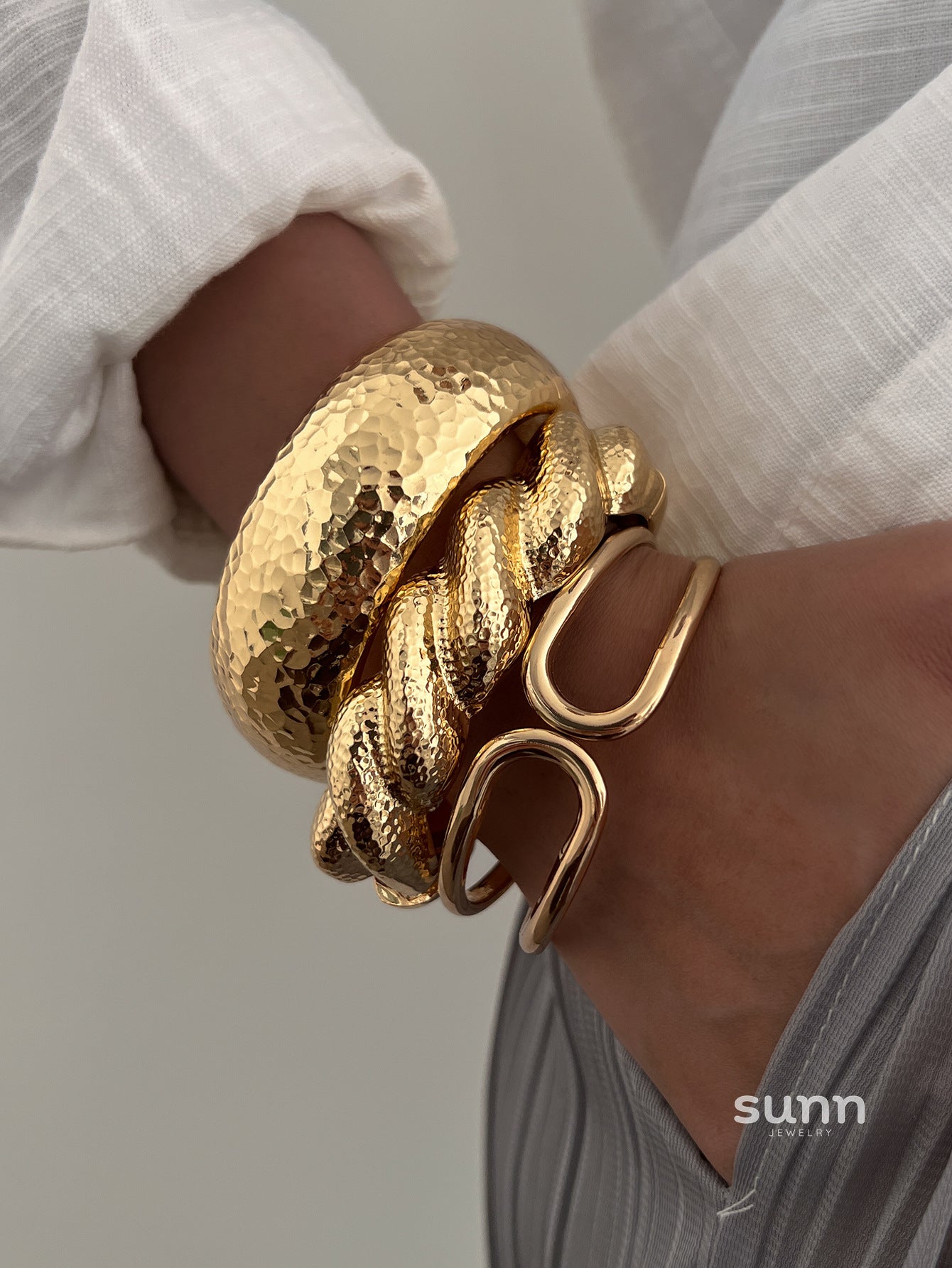 Marleigh Sculptural Cuff Bracelet [77EY0AUZ]
