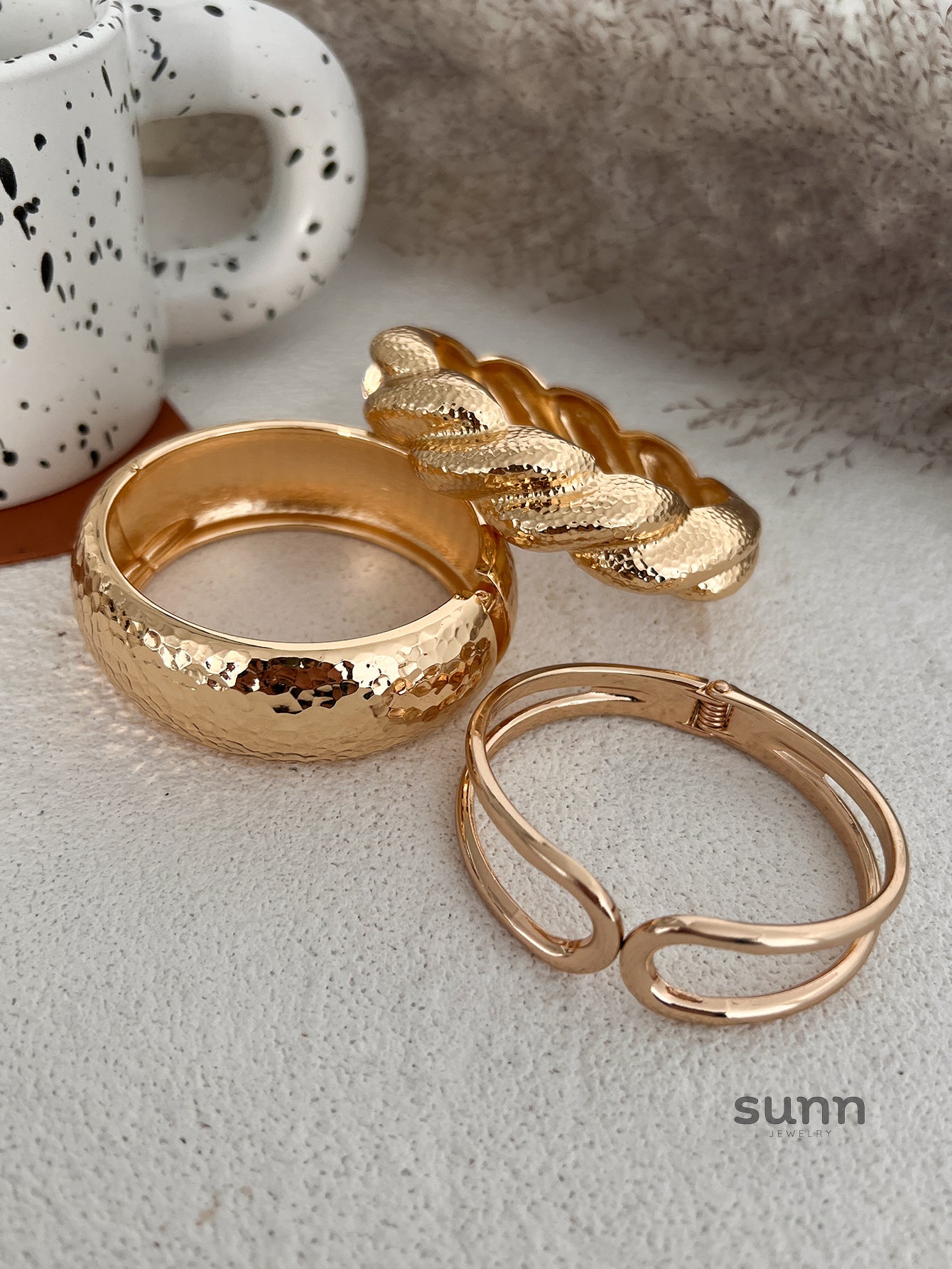 Marleigh Sculptural Cuff Bracelet [80DKKKNU]
