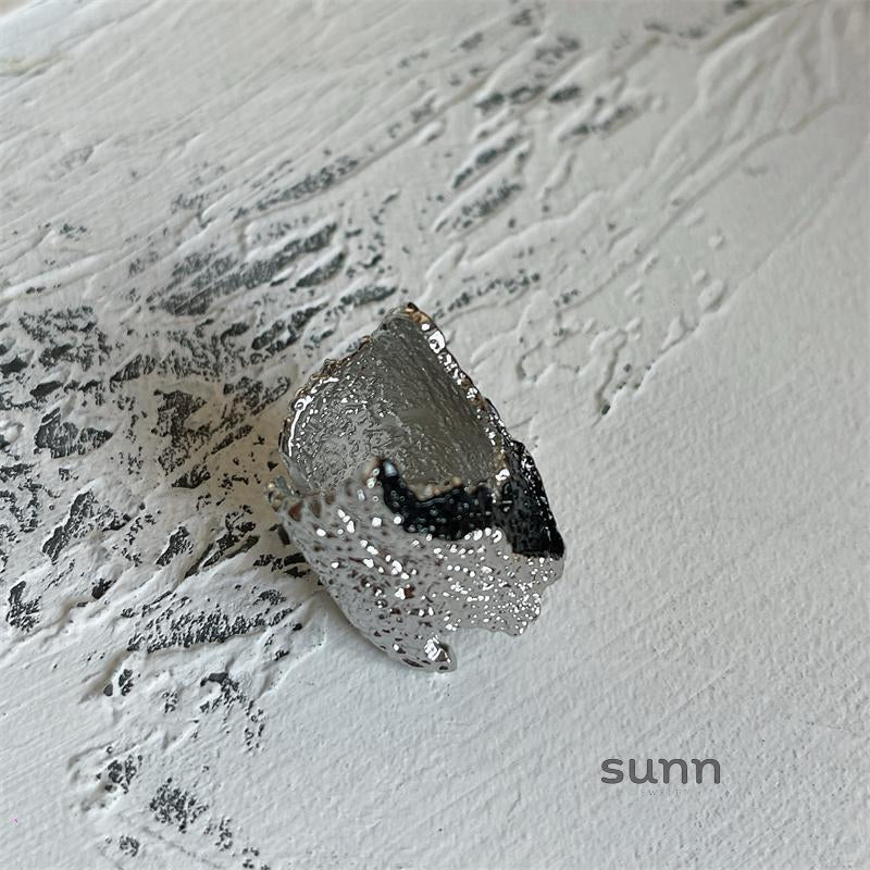 Marlena Sculptural Open Ring [Q62A35ID]