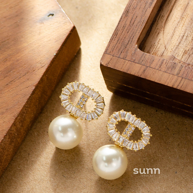 Marlie CD Pearl Stud Earrings [TLKLKGI2]