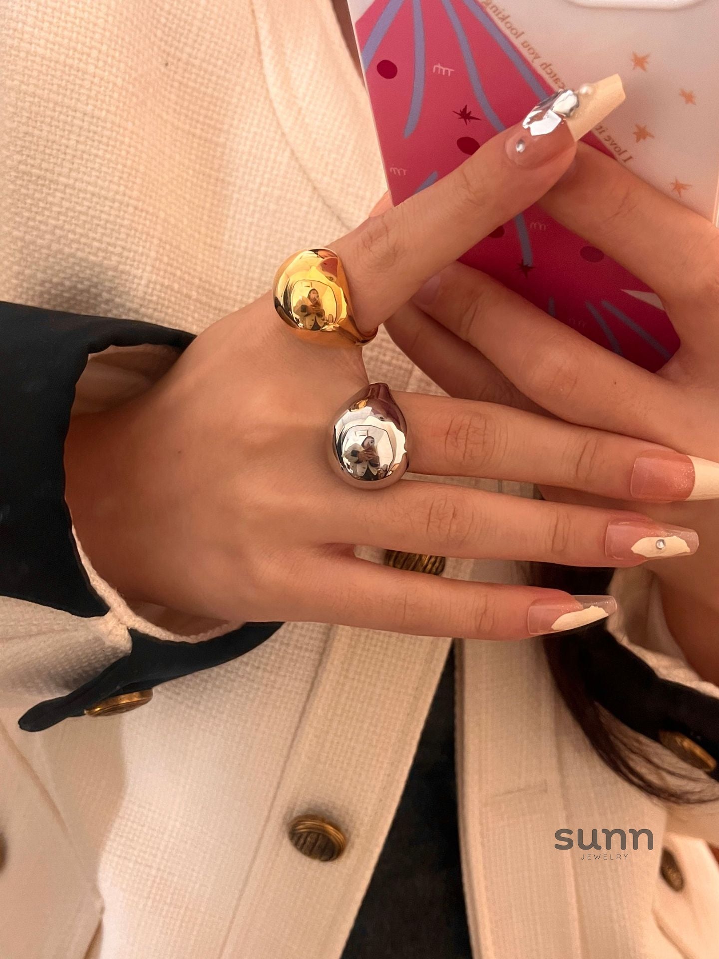 Martina Glossy Oval Ring [3L00O05L]