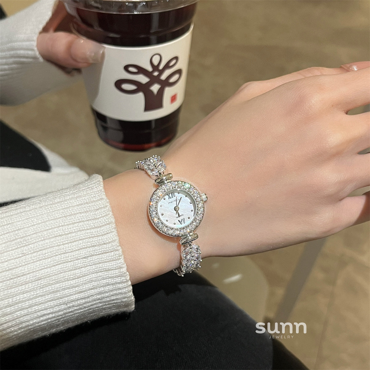 Marwa Dainty Crystal Watch [ADF4H872]