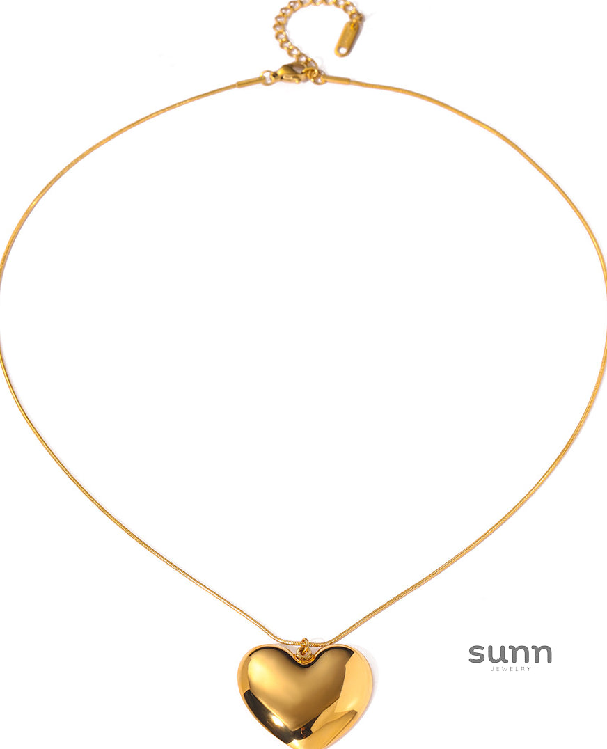 Maryama Gold Heart Pendant Necklace [S35VMKJV]