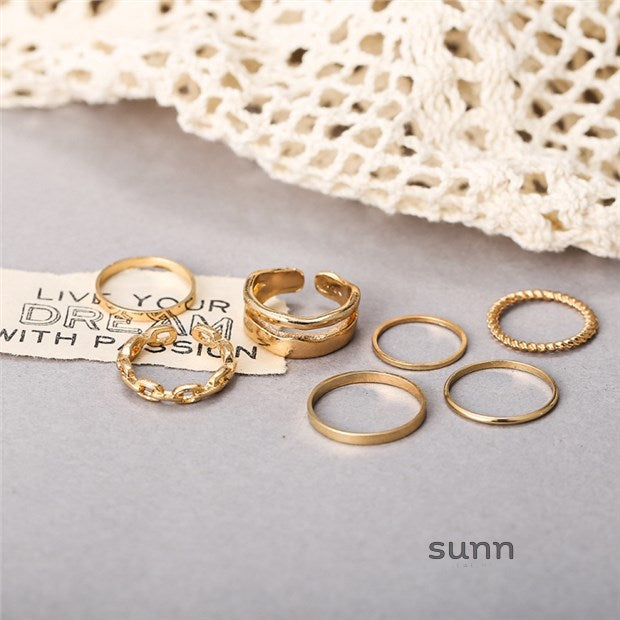 Maryanne Retro Stackable Ring Set [VQSZ16CE]