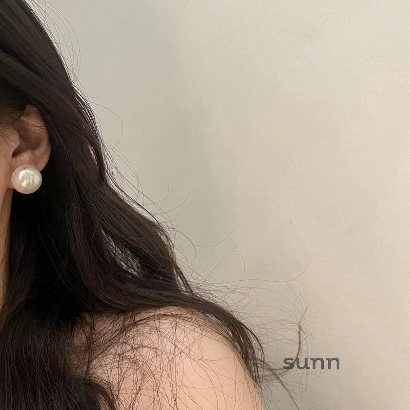 Mason Elegant Mabe Pearl Studs