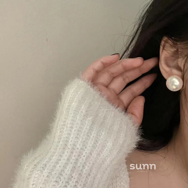 Mason Elegant Mabe Pearl Studs