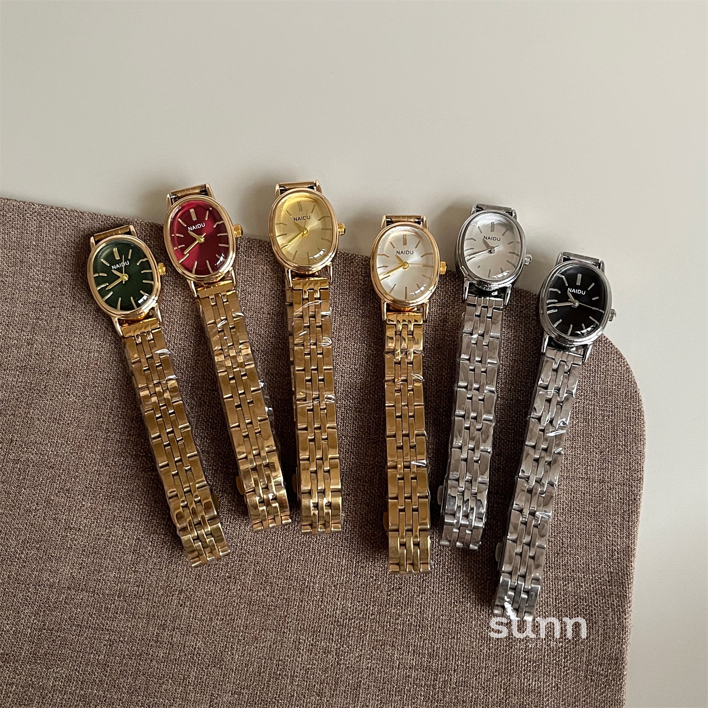 Mason Vintage Oval Watch [V4VBDUZW]
