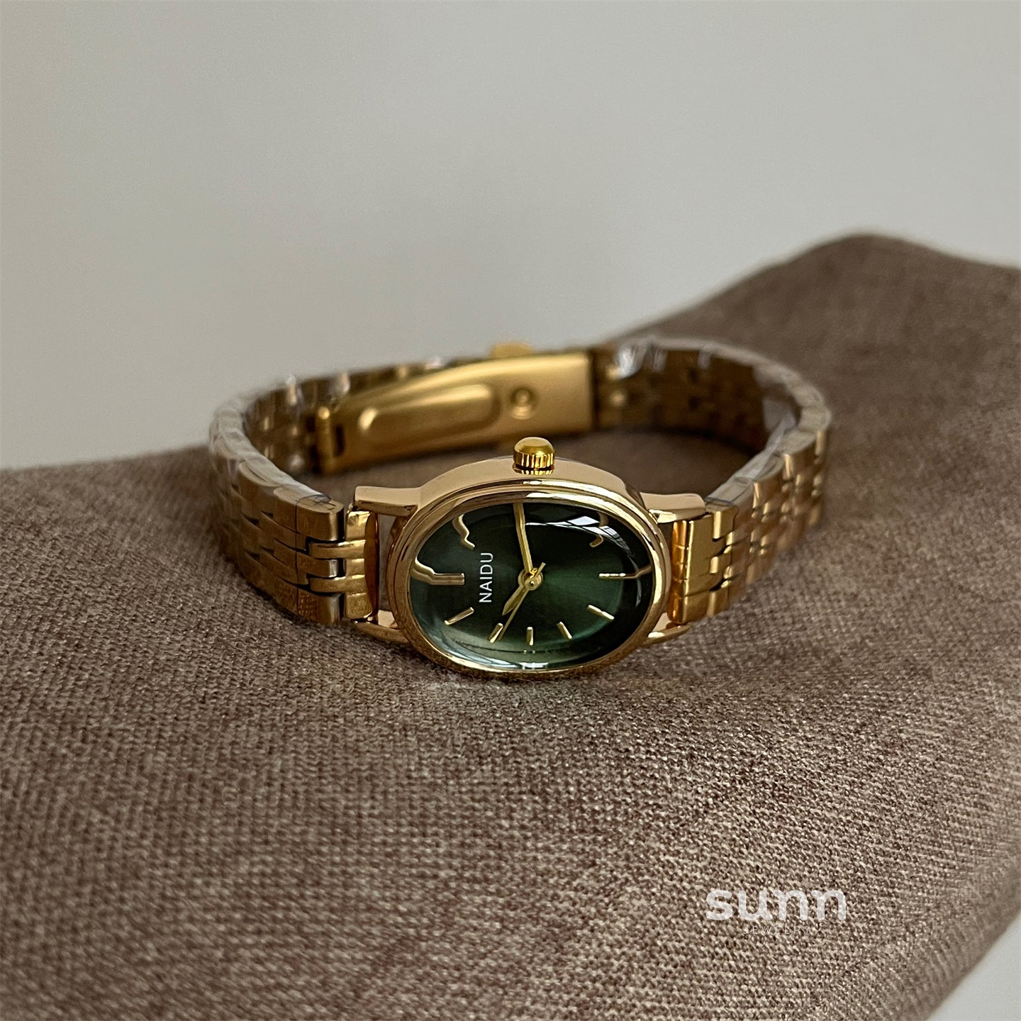 Mason Vintage Oval Watch [1IBCAVQW]