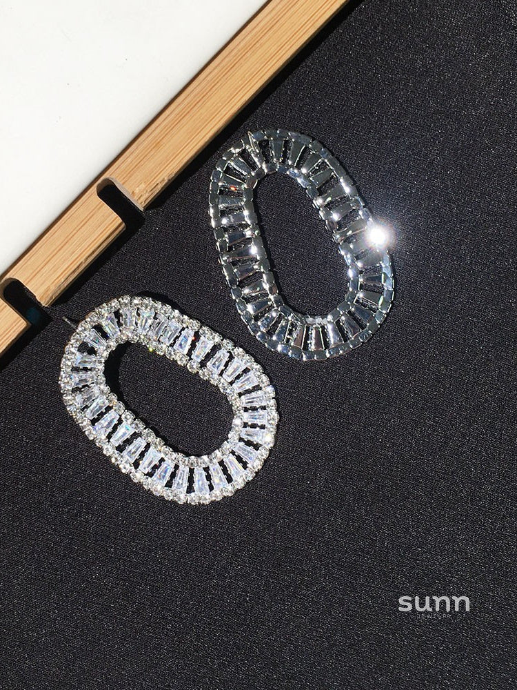 Mattea Dazzling Zircon Drop Earrings
