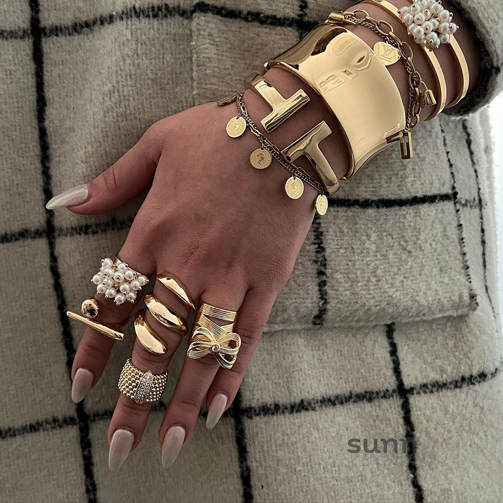 Maureen Diamond Bow Ring [XNB1AI50]