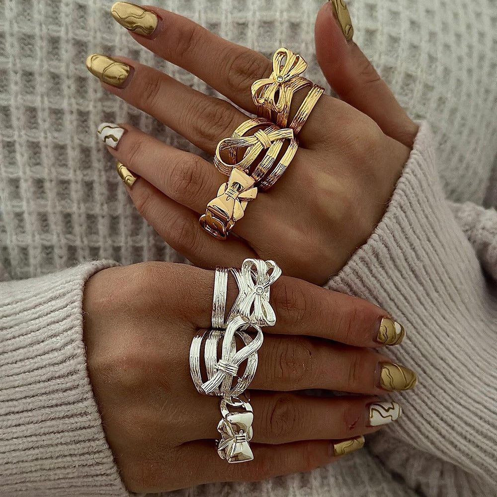 Maureen Diamond Bow Ring [O5TPR05M]