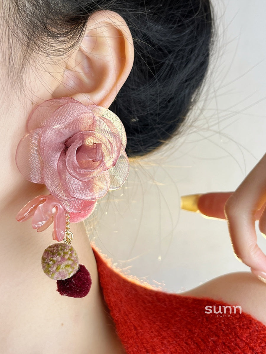 Maya Sheer Floral Pearl Earrings [U9OGGD65]