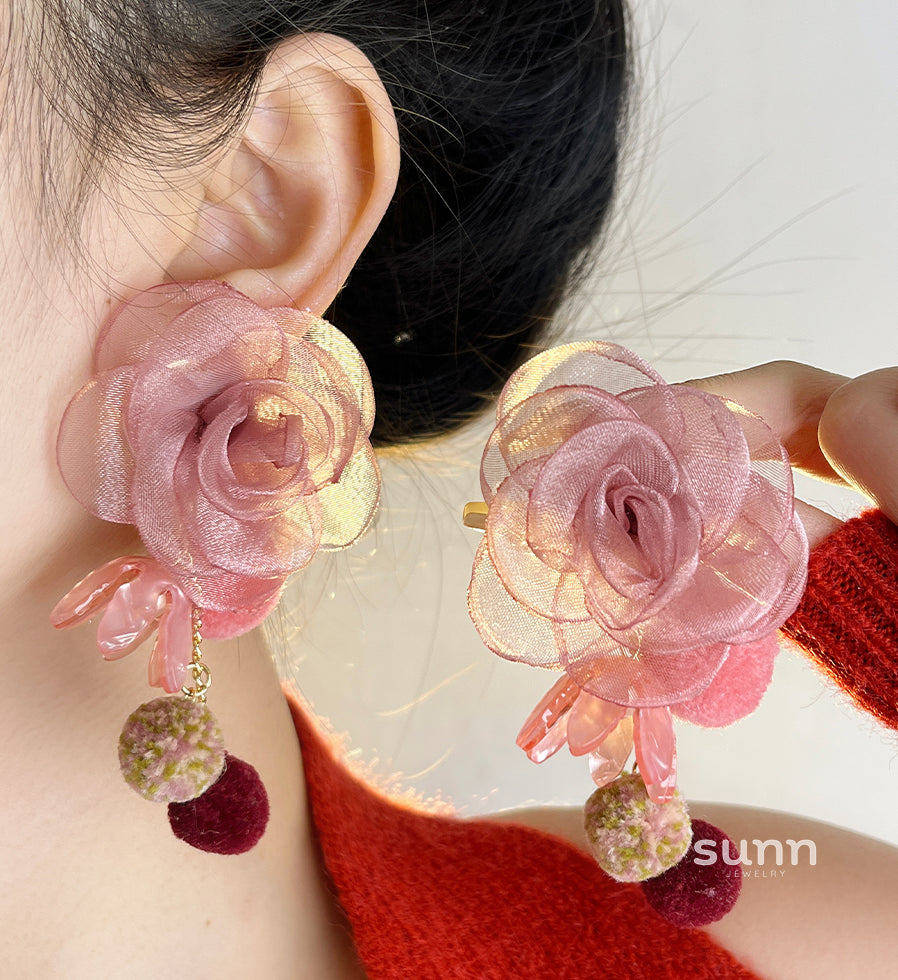 Maya Sheer Floral Pearl Earrings [GUHGC4SL]