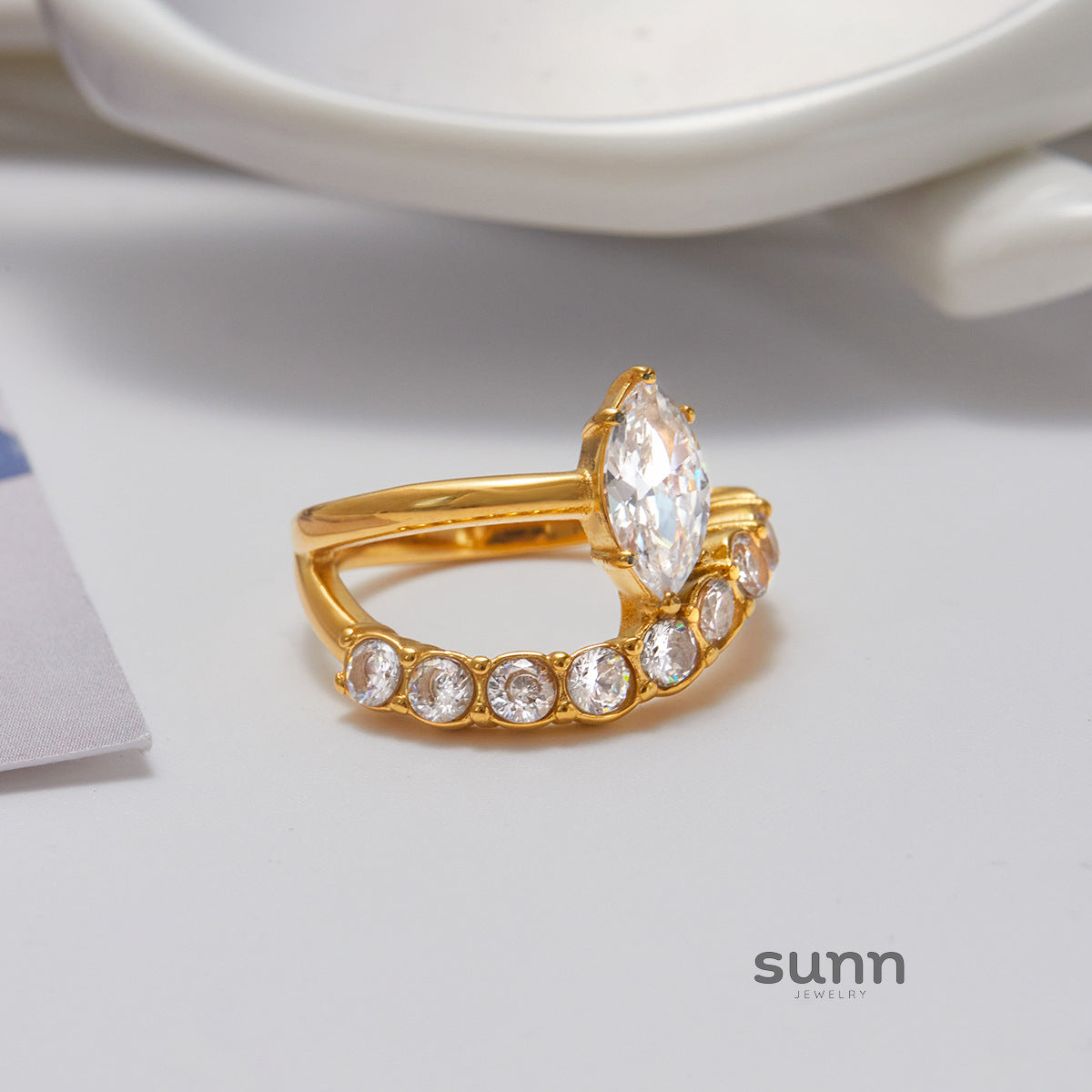 Mayah Zircon Crossover Ring [3GQ9TEK7]