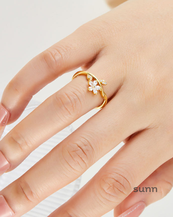 Mayar Dainty Zircon Flower Ring [LDUI31LG]