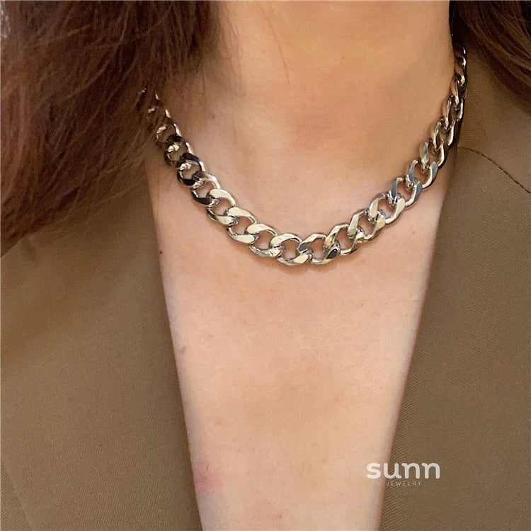 Maybelle Chunky Twist Chain Necklace