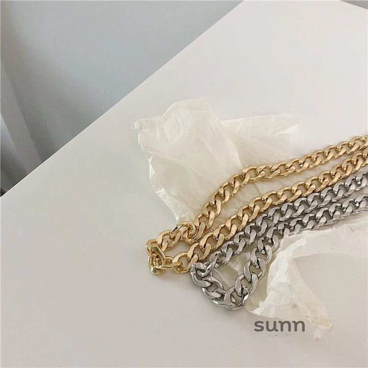 Maybelle Chunky Twist Chain Necklace
