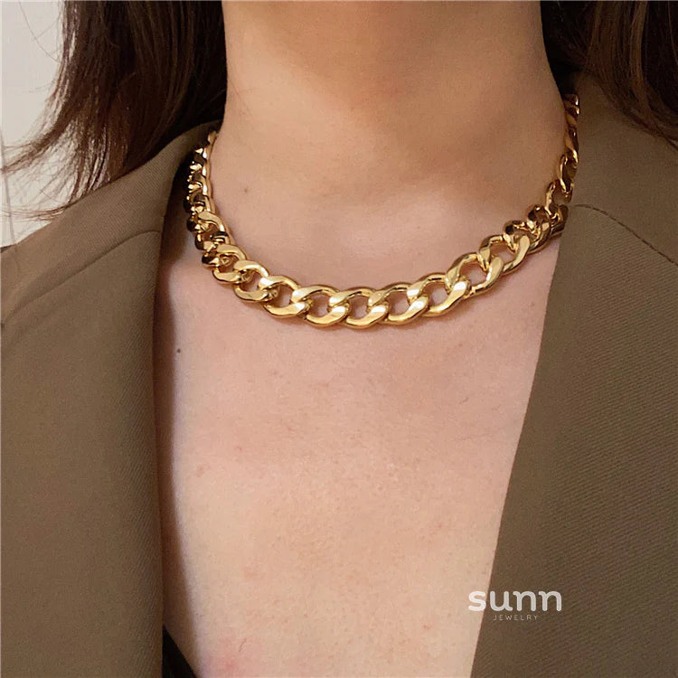 Maybelle Chunky Twist Chain Necklace