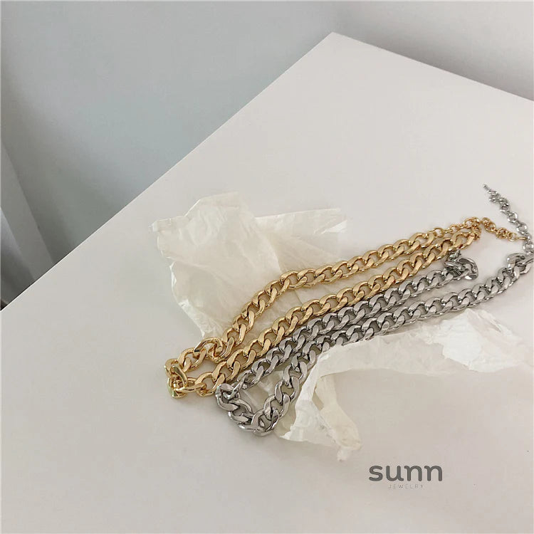 Maybelle Chunky Twist Chain Necklace