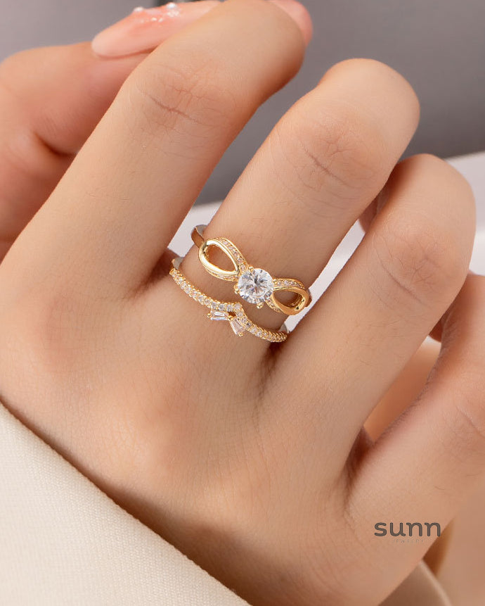 Mayci Delicate Bow Ring [1O8LJD1N]