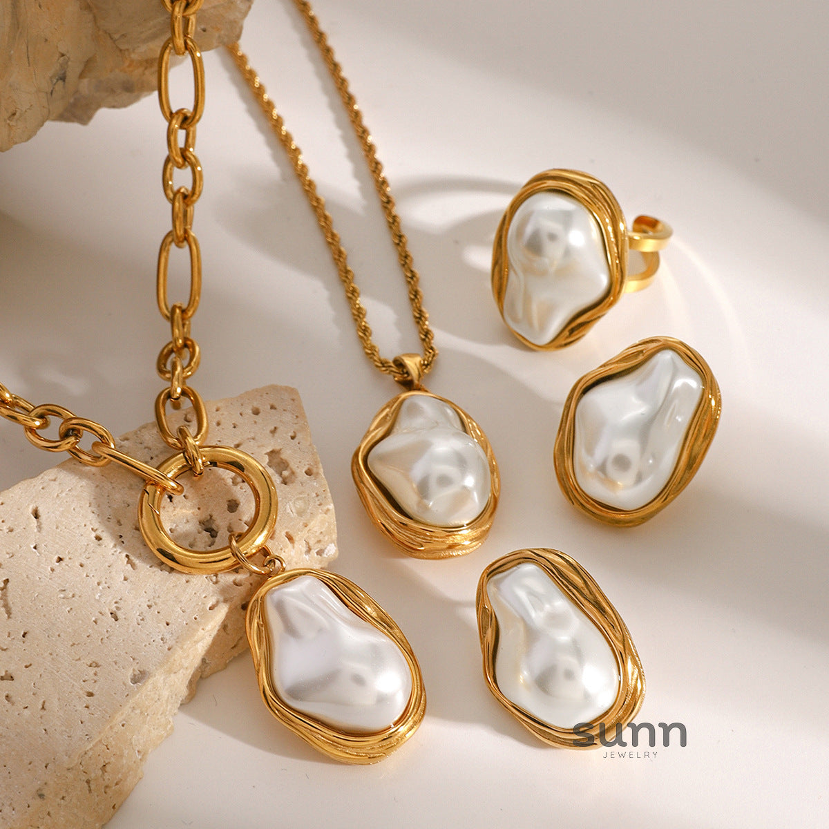 Mayte Modern Pearl Necklace [9A496K75]
