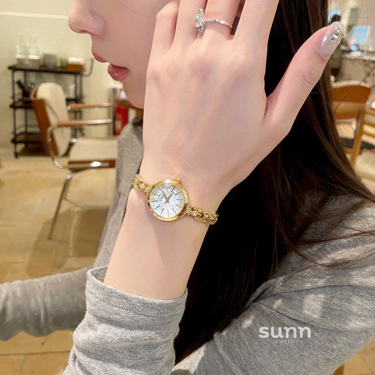 Mazie Elegant Link Watch [G93ARCPT]