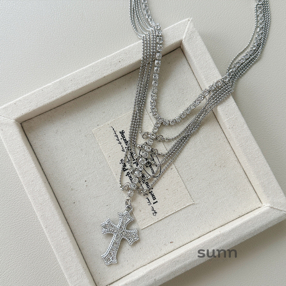 Mazie Layered Cross Necklace [0MVSFNGH]