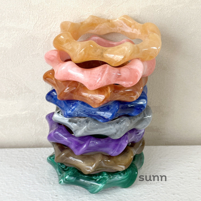 Mazikeen Colorful Resin Bangle [G9X4WFHV]