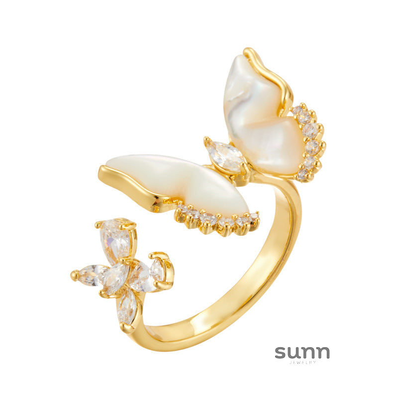 Mazzy Iridescent Butterfly Ring [0BUOOHIR]