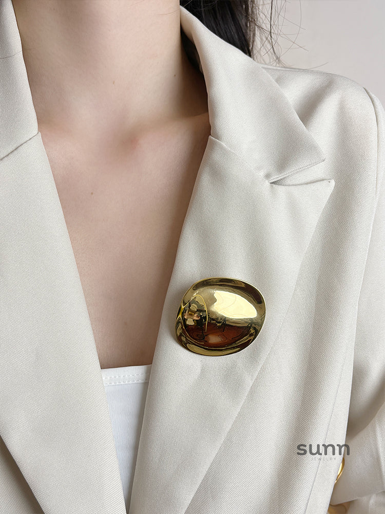Mckayla Asymmetrical Brooch [FET4X1DO]