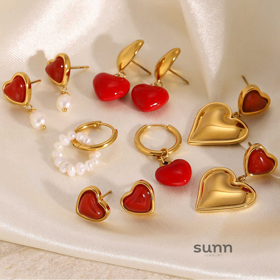 Mckenna Enamel Heart Pearl Earrings [BZEQMC7A]