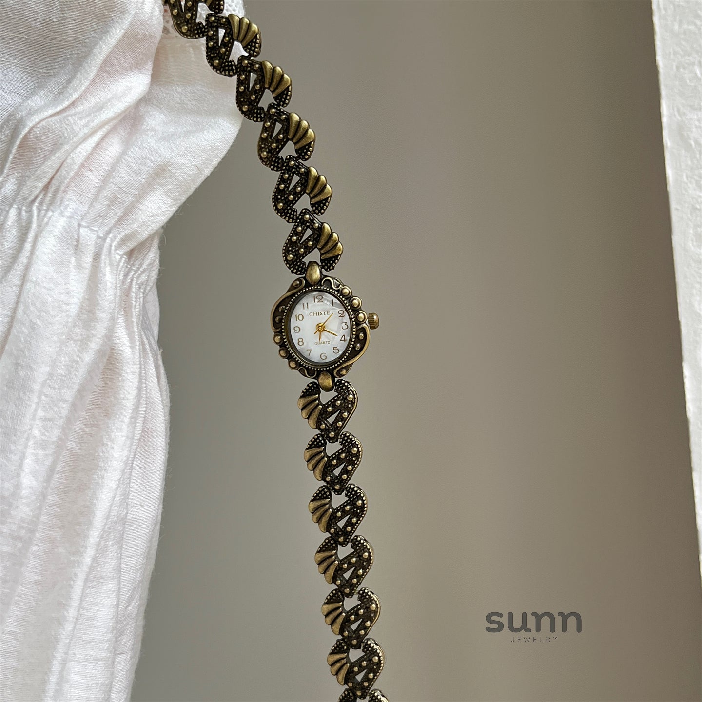 Mckenna Vintage Charm Watch [NKYLSXJ5]