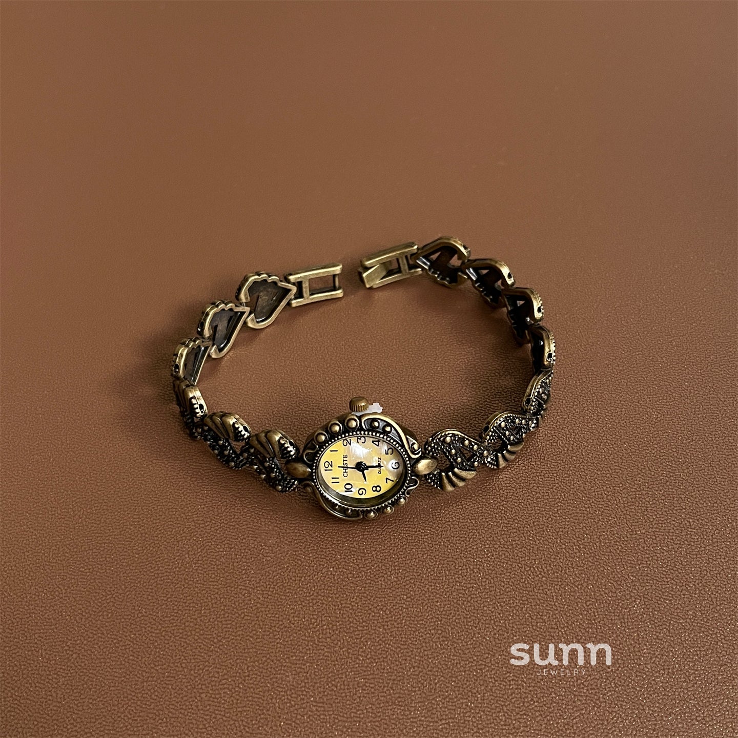 Mckenna Vintage Charm Watch [TRPUDSRZ]