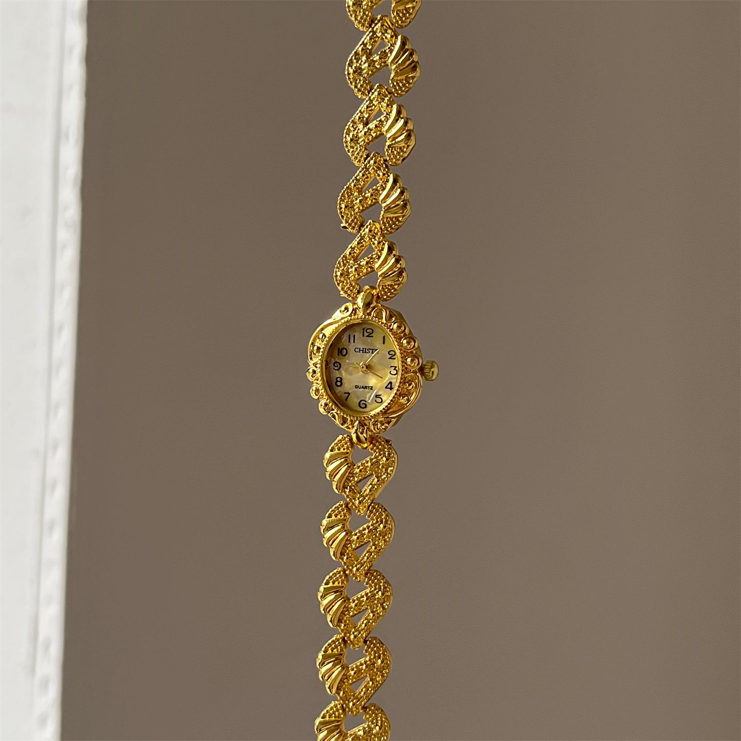 Mckenna Vintage Charm Watch [5MEMWNVI]