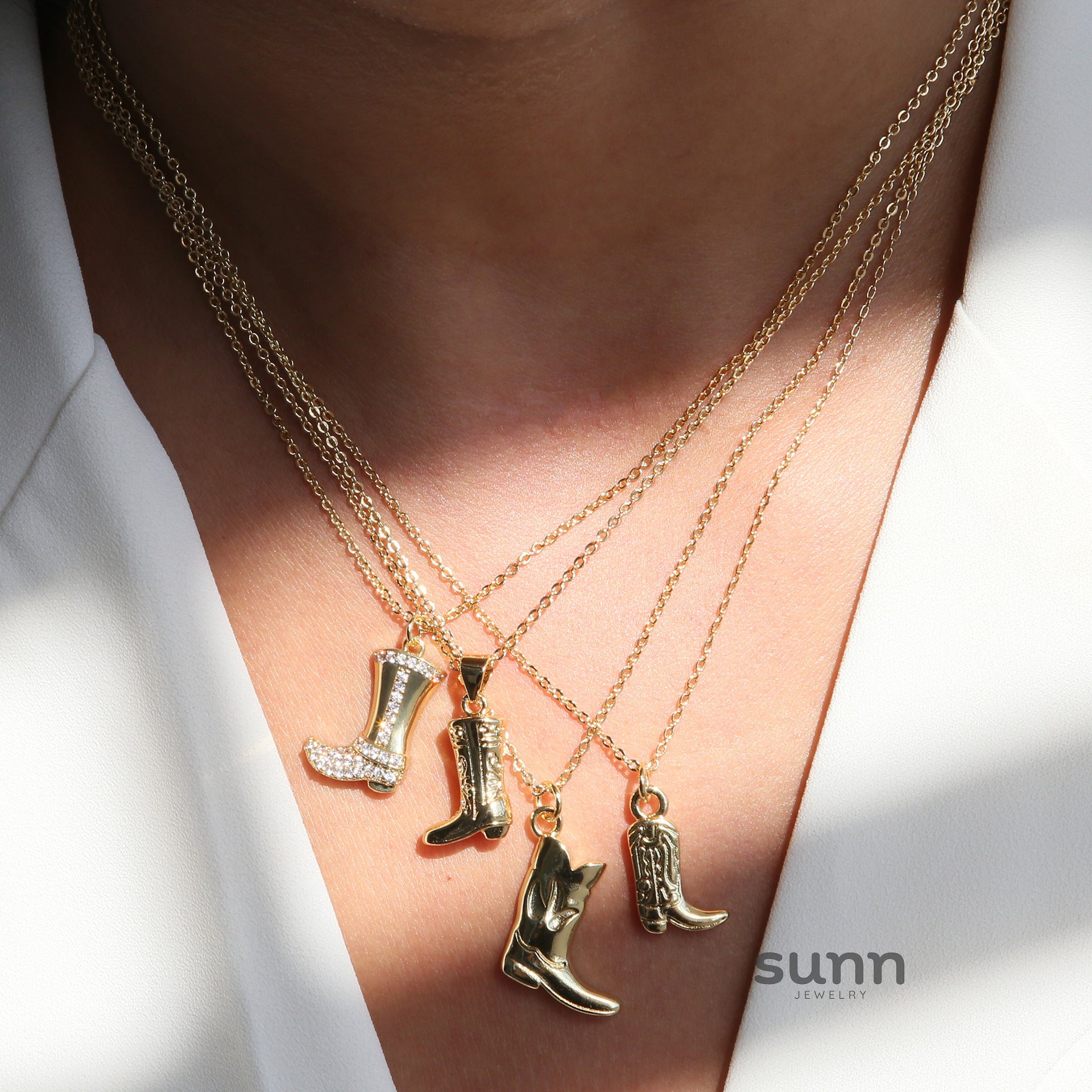 Mckinlee High Heel Boot Necklace [HMJZQ680]