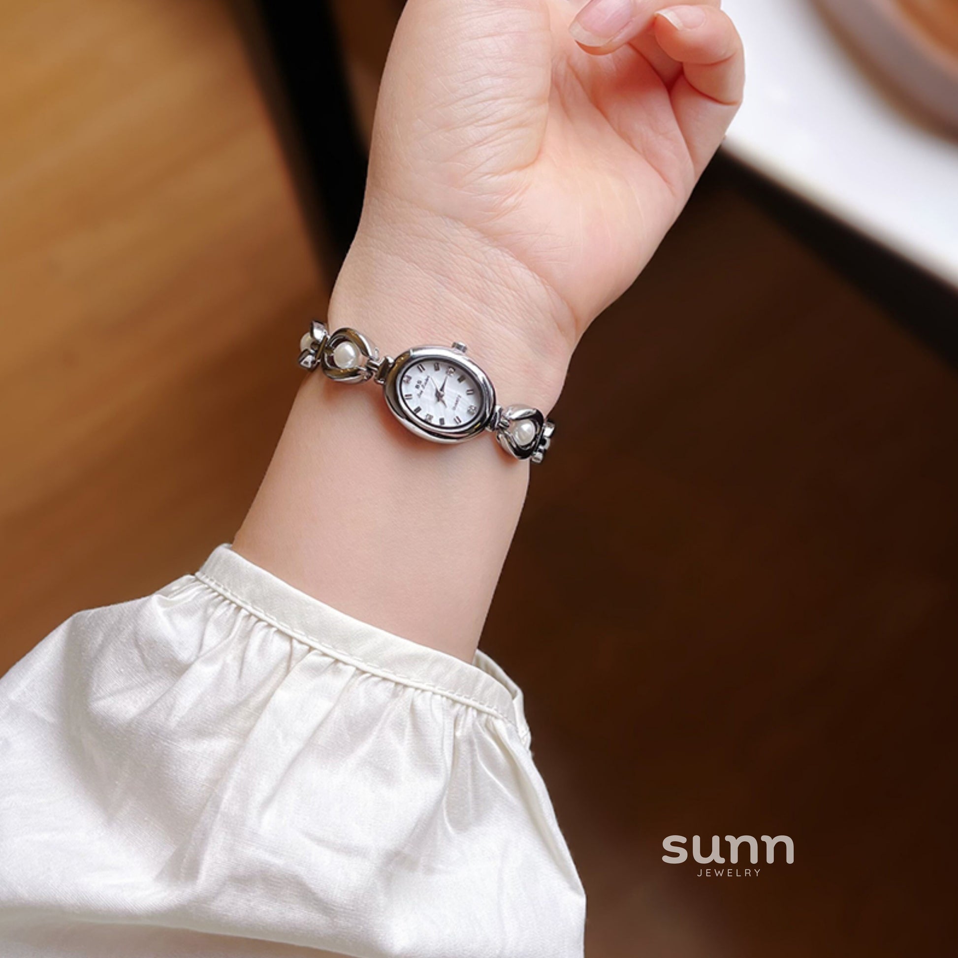 Mecca Pearl Bracelet Watch [U2YUT3YG]
