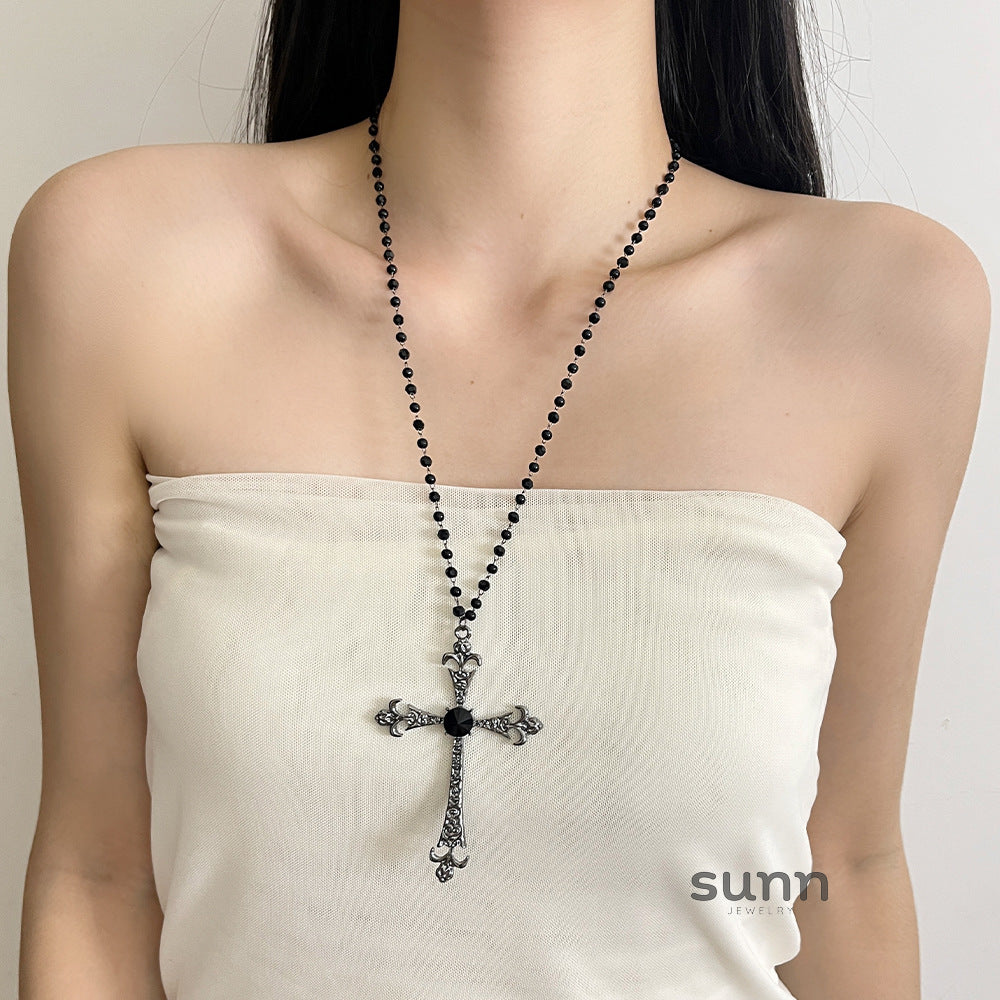 Megan Beaded Cross Necklace [S8NAGXVI]
