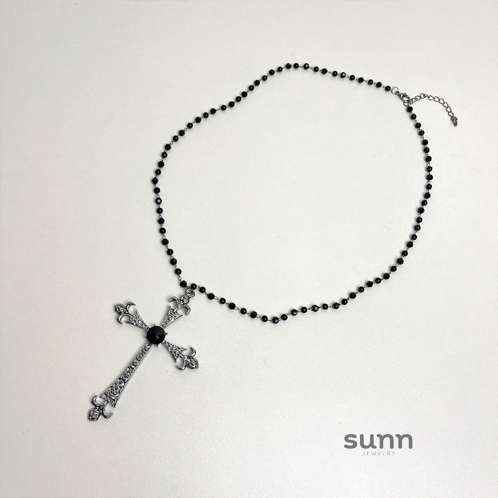 Megan Beaded Cross Necklace [E4ONV04G]