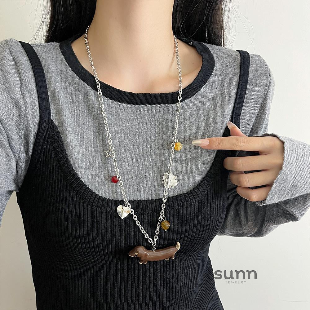 Meira Dachshund Sweater Necklace [U1U8Y321]