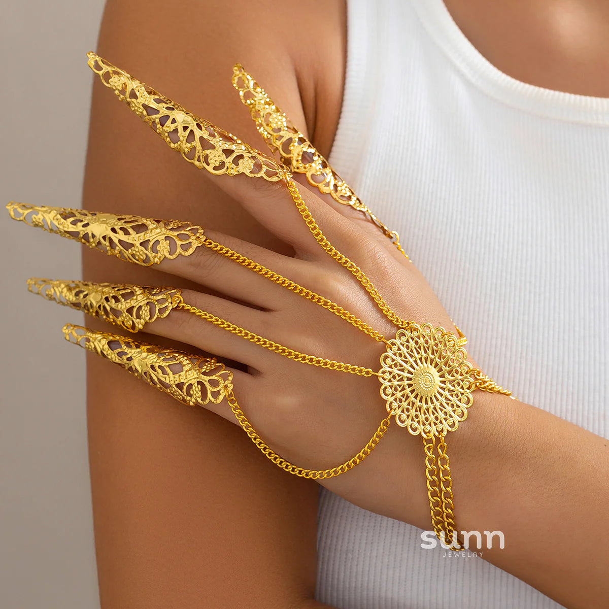Meklit Hollow Hand Chain