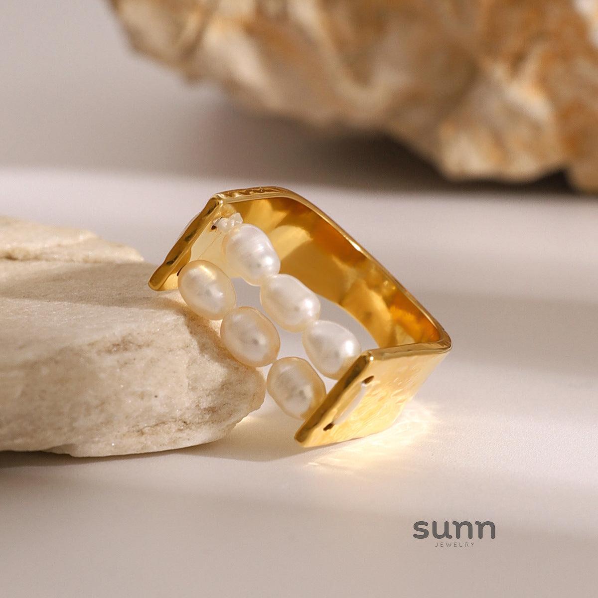 Meklit Pearl Accent Ring [T4UM2UVW]