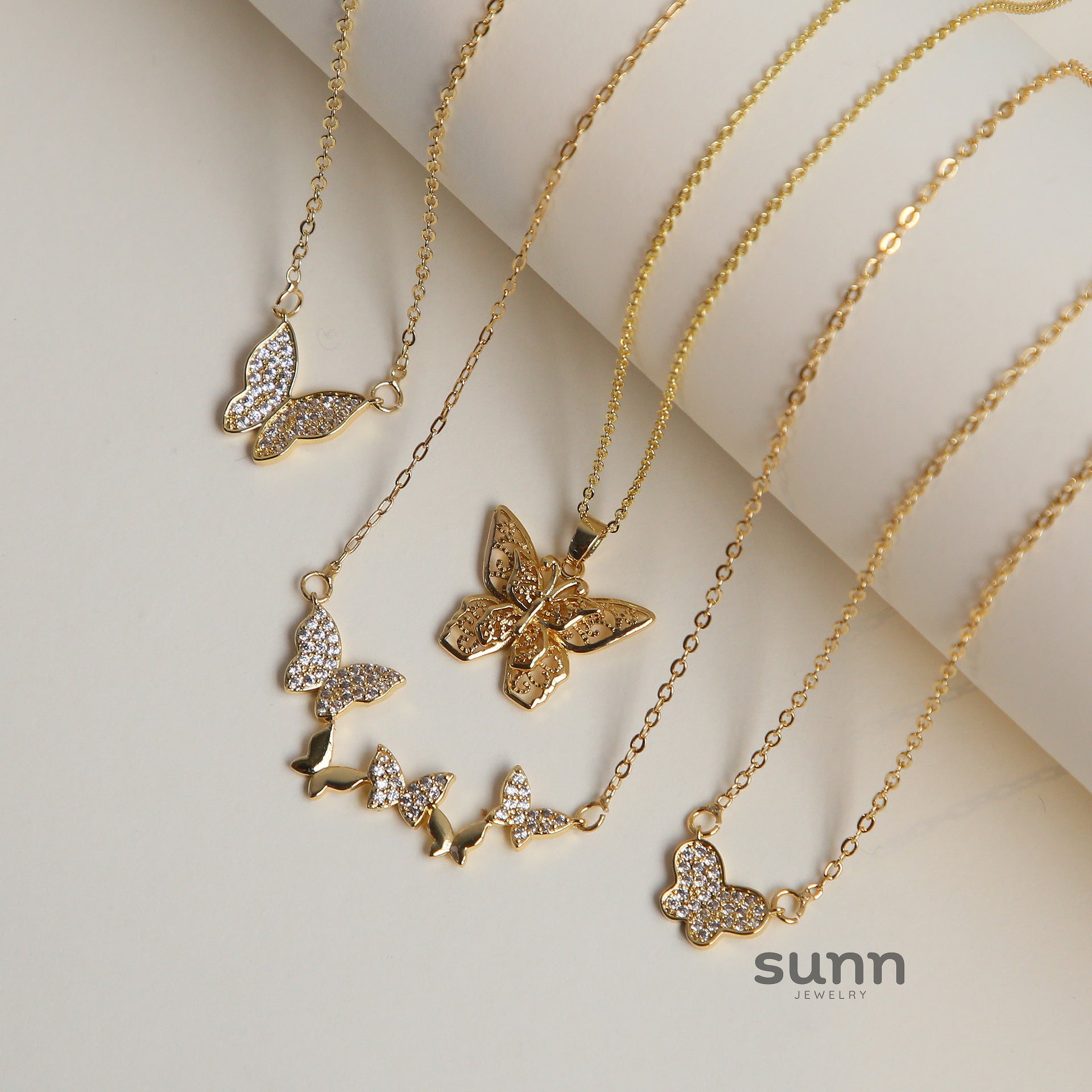 Melodie Encrusted Butterfly Necklace [Q1P9OCHL]