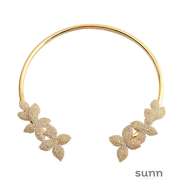 Mera Floral Crystal Choker