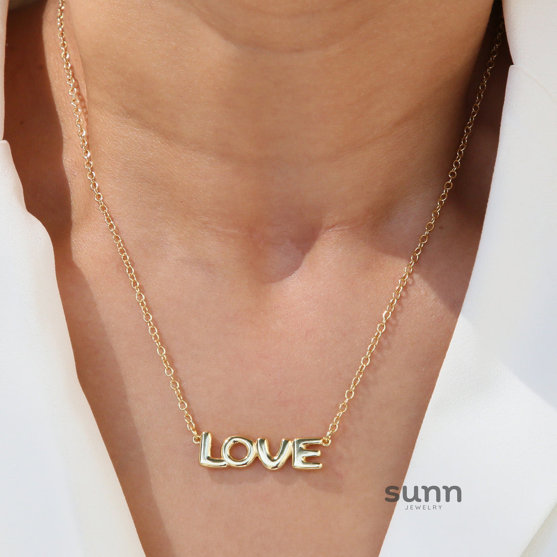 Mercedez Bubble LOVE XOXO Necklace [TZ1CKRV2]