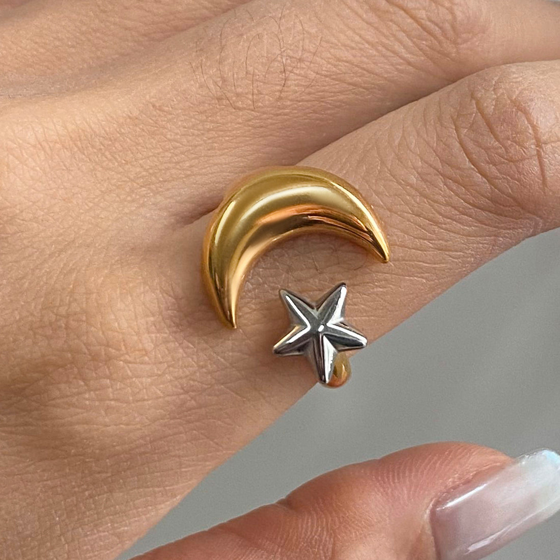 Merida Crescent Ring [6BLA6WU5]